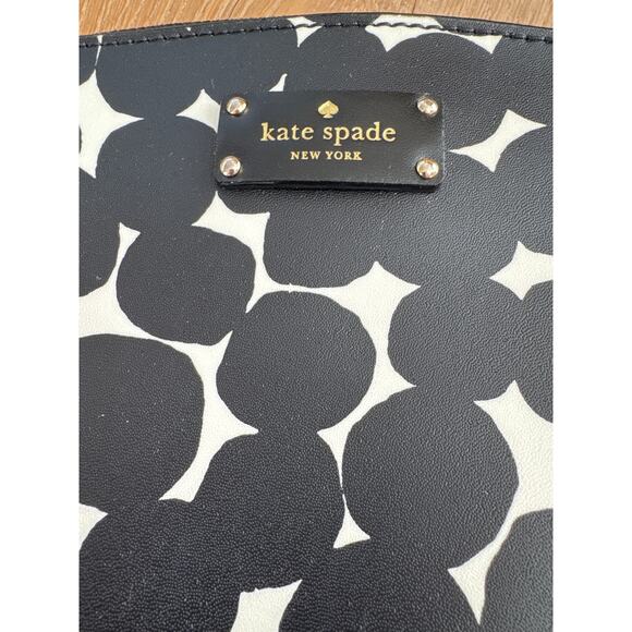 Kate Spade Black and Cream Crossbody Bag - Picture 2 of 9